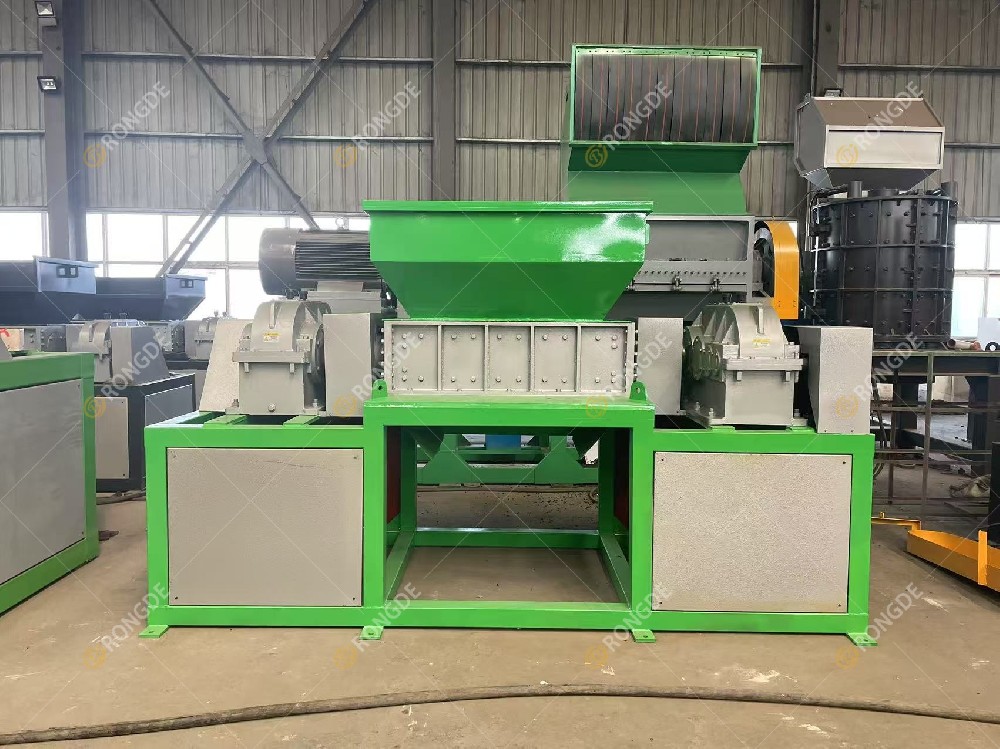 Radiator disassembly machine